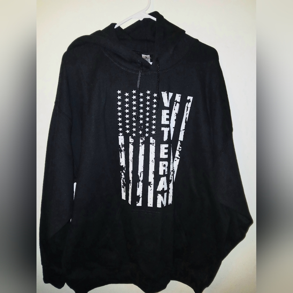 Black Veteran Graphic XL Hoodie